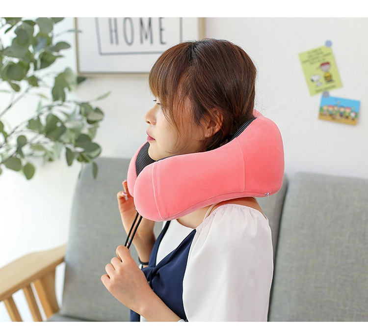 U-Shape Travel Neck Pillow with Side Pockets & Magnetic Clasp